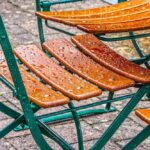 Sécher un salon de jardin avant de poser la housse de protection